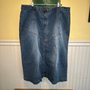 denim 24/7 Vintage Denim Midi Skirt Back slit details 22W